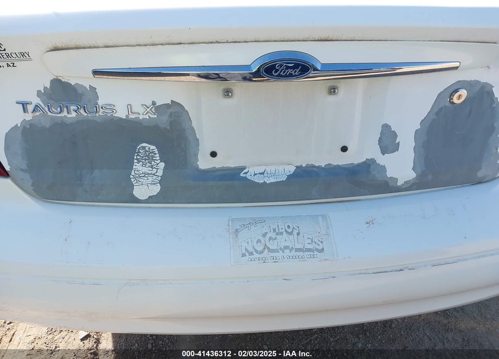 2000 FORD TAURUS LX VIN: 1FAFP52U1YG281382