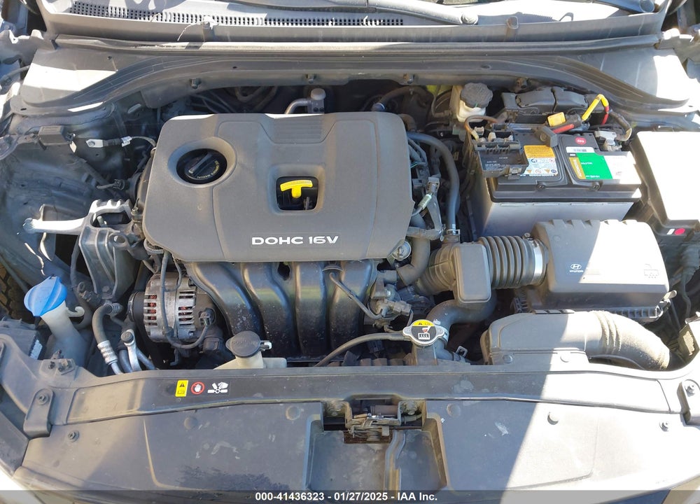 2017 HYUNDAI ELANTRA VIN: 5NPD74LF3HH166239