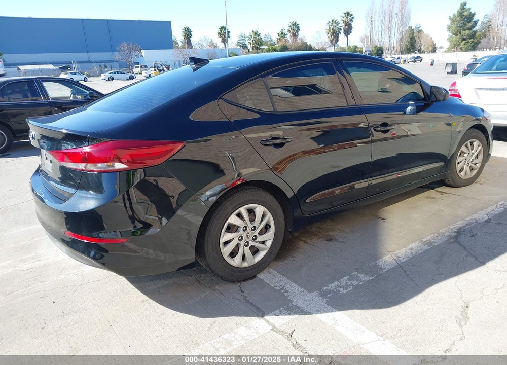 2017 HYUNDAI ELANTRA VIN: 5NPD74LF3HH166239