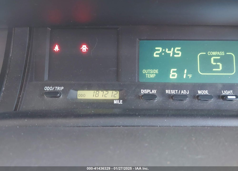 2002 TOYOTA AVALON XLS VIN: 4T1BF28B92U213044