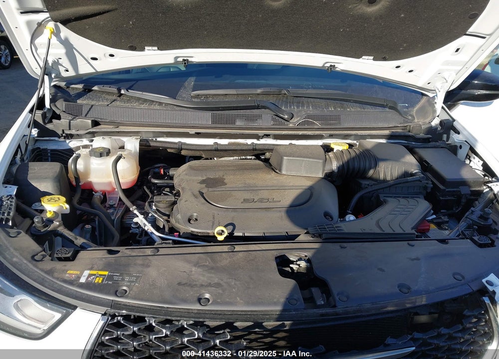 2024 CHRYSLER PACIFICA TOURING L VIN: 2C4RC1BG1RR106264