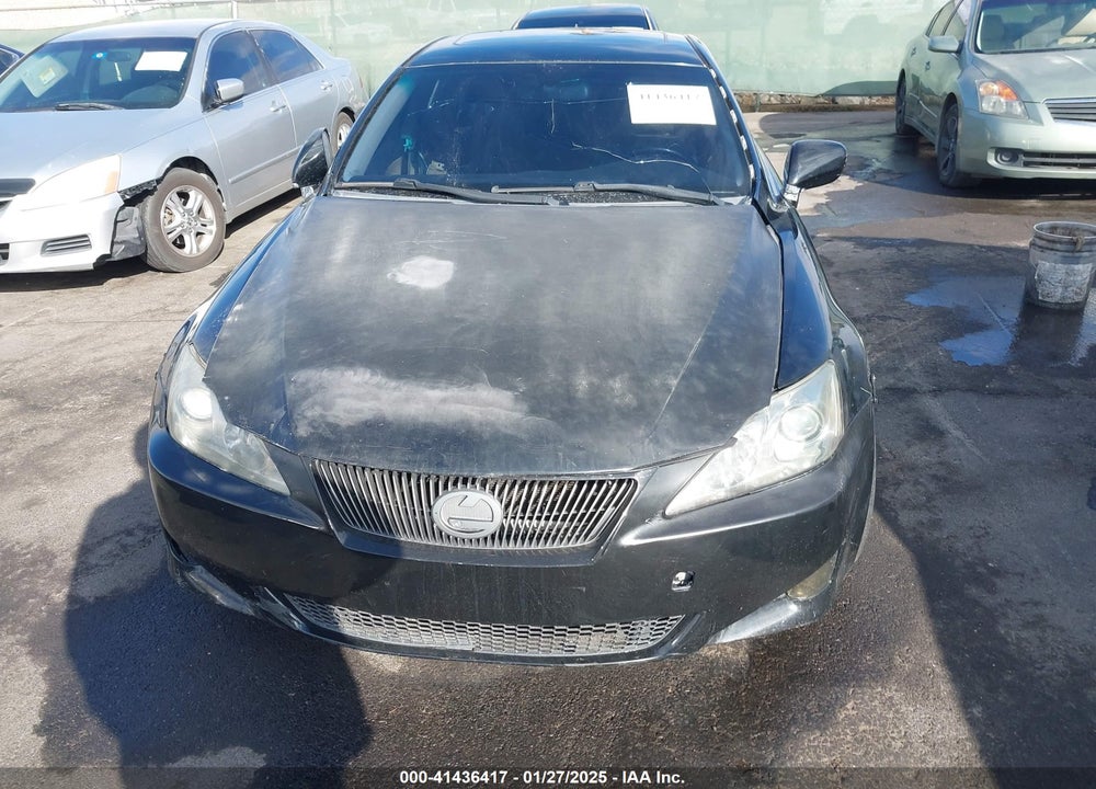 2007 LEXUS IS 350 VIN: JTHBE262272008287