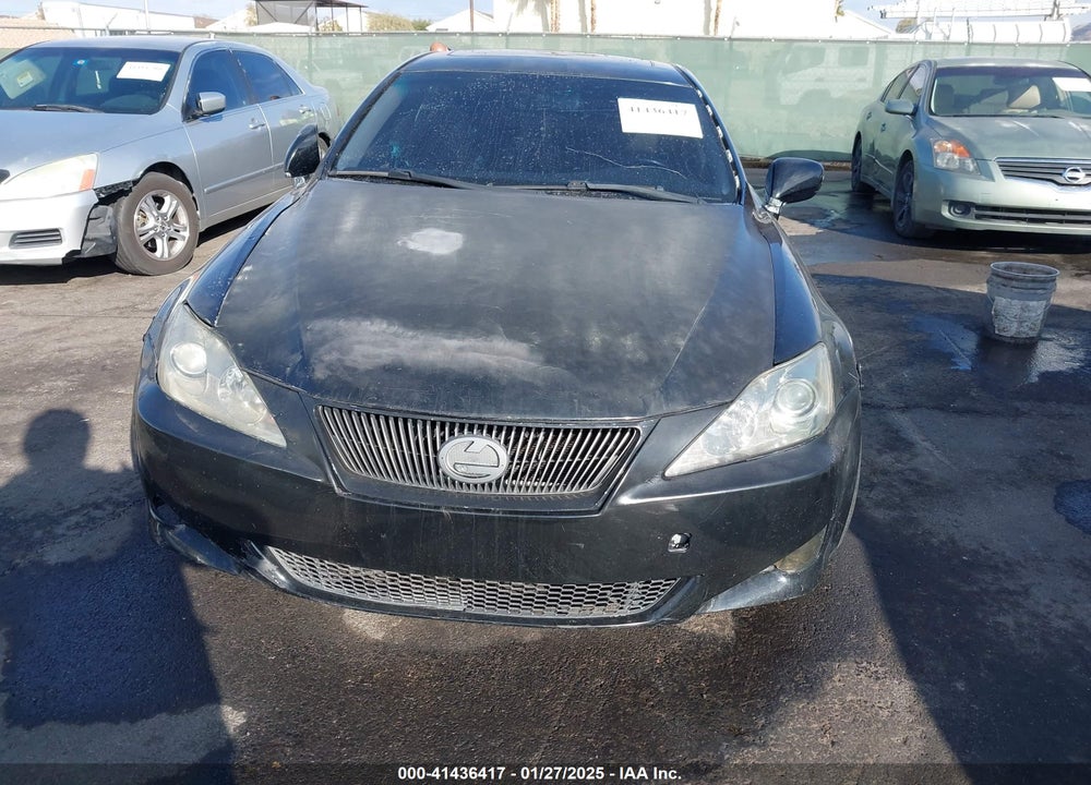 2007 LEXUS IS 350 VIN: JTHBE262272008287