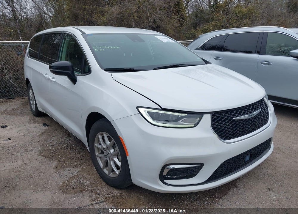 2024 CHRYSLER PACIFICA TOURING L VIN: 2C4RC1BG2RR116317