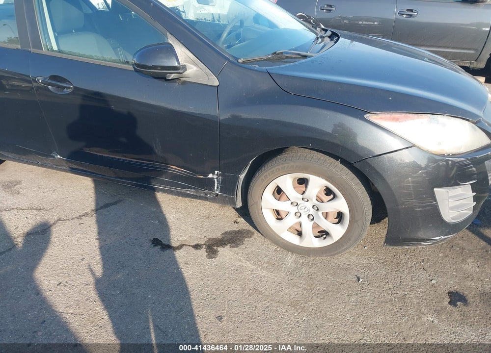 2011 MAZDA 3 I SPORT VIN: JM1BL1UG6B1362859