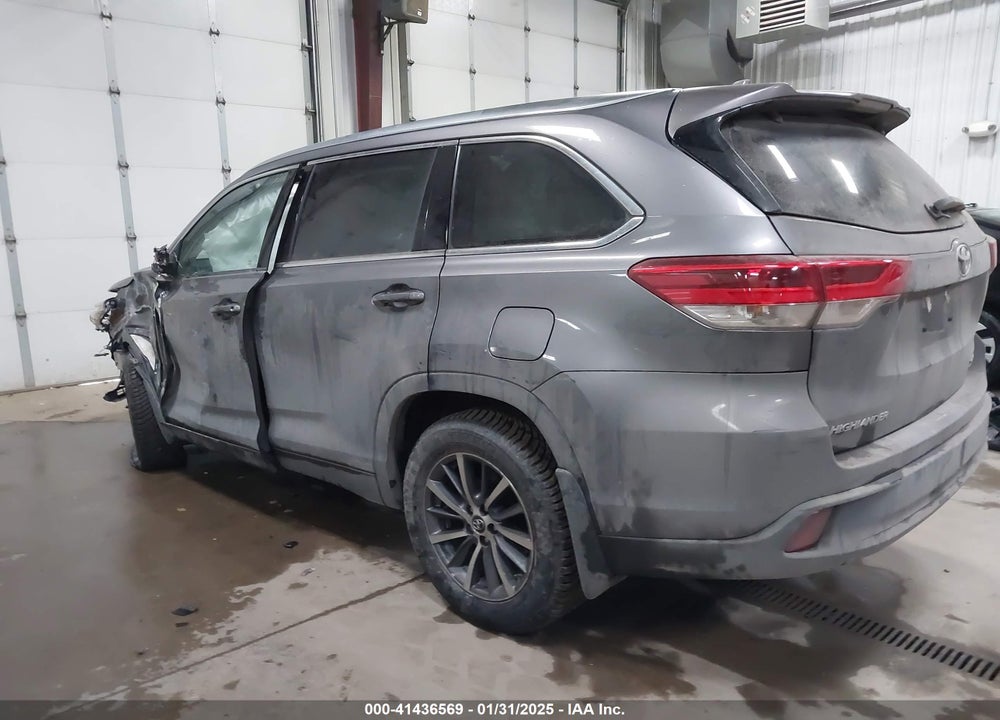 2018 TOYOTA HIGHLANDER VIN: 5TDJZRFH5JS902363