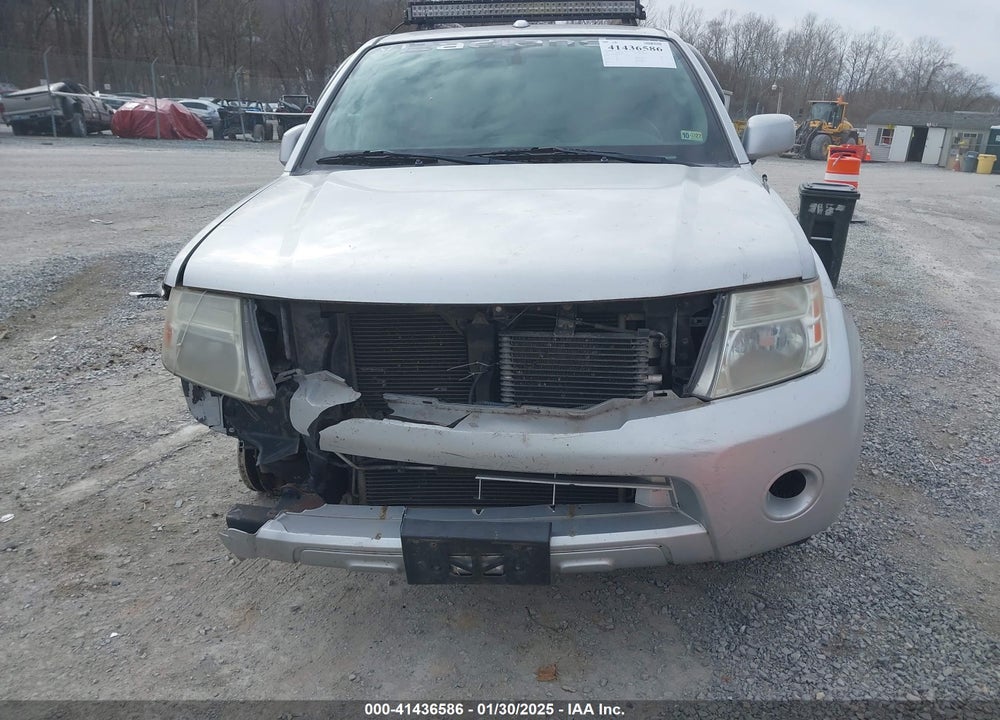 2011 NISSAN PATHFINDER SILVER VIN: 5N1AR1NB3BC606173
