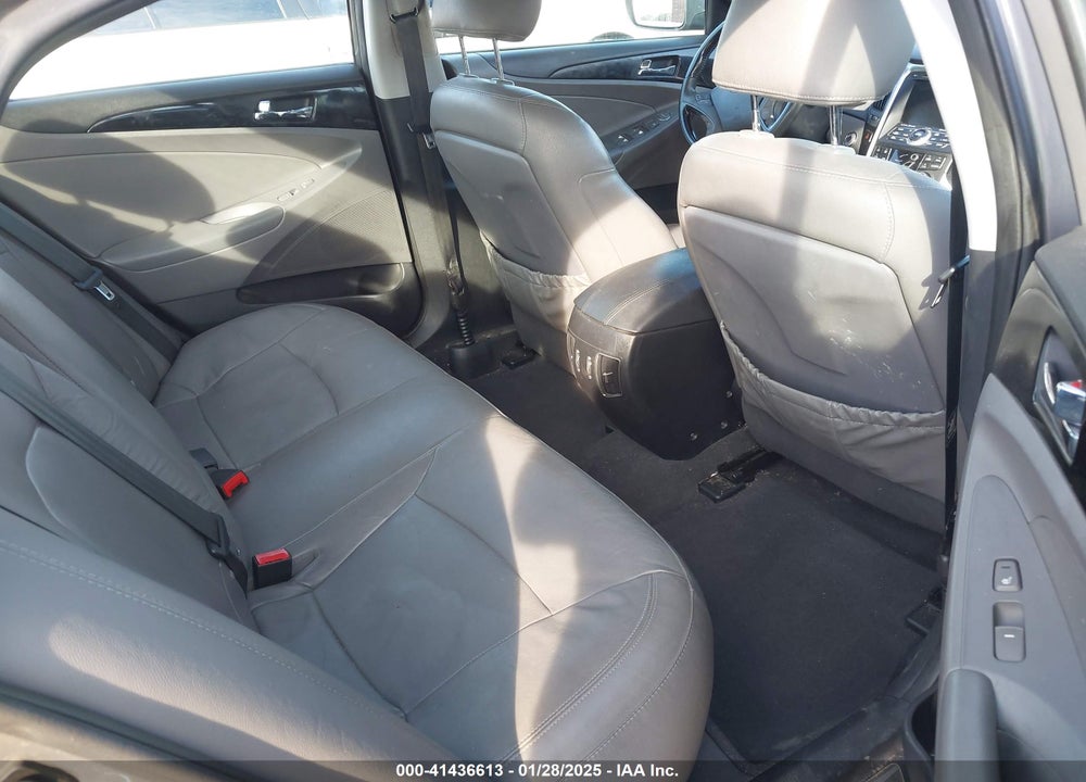2013 HYUNDAI SONATA VIN: 5NPEC4AC9DH520364