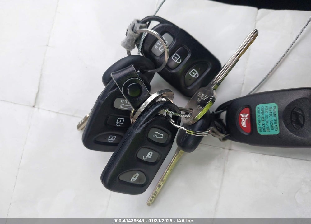 2013 HYUNDAI ELANTRA LIMITED VIN: 5NPDH4AE3DH271722