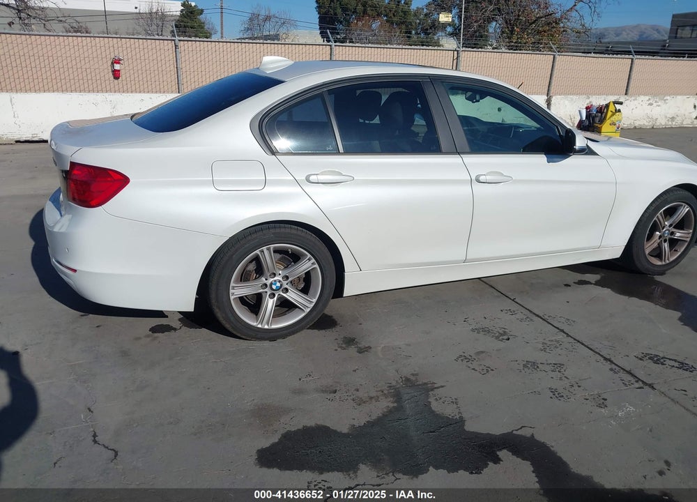 2014 BMW 328I VIN: WBA3C1C52EK111742