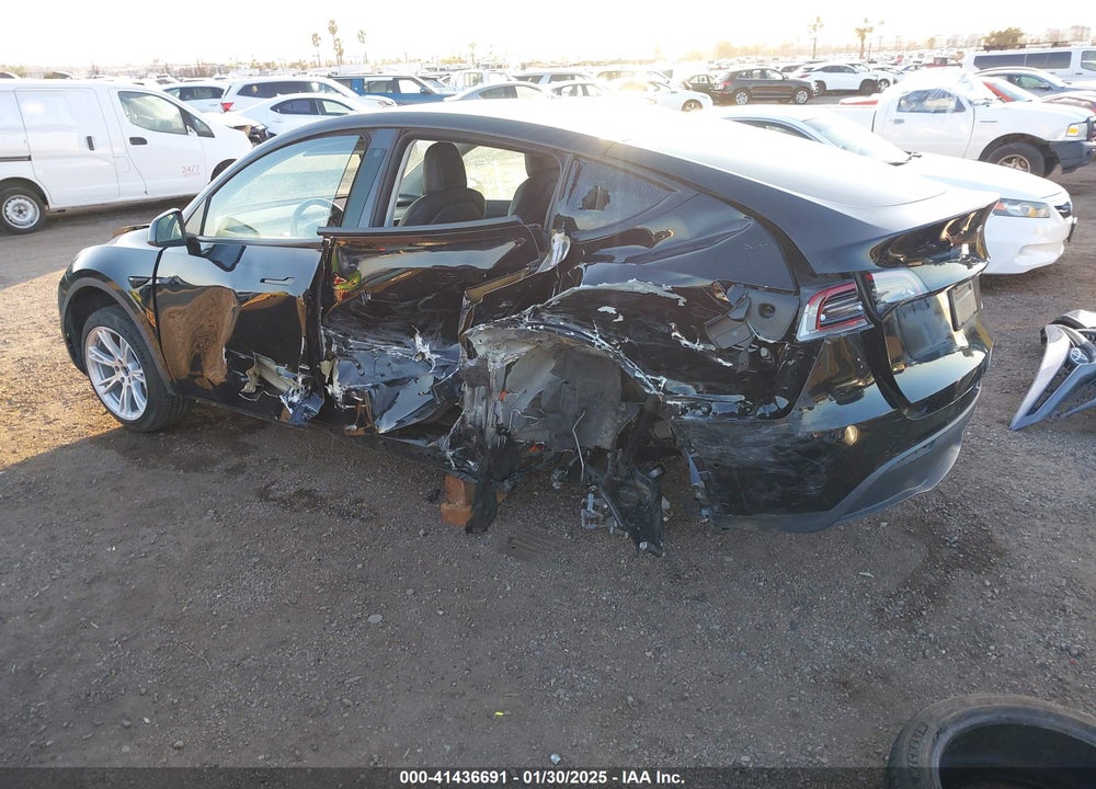 2021 TESLA MODEL Y LONG RANGE DUAL MOTOR ALL-WHEEL DRIVE VIN: 5YJYGDEE0MF275885