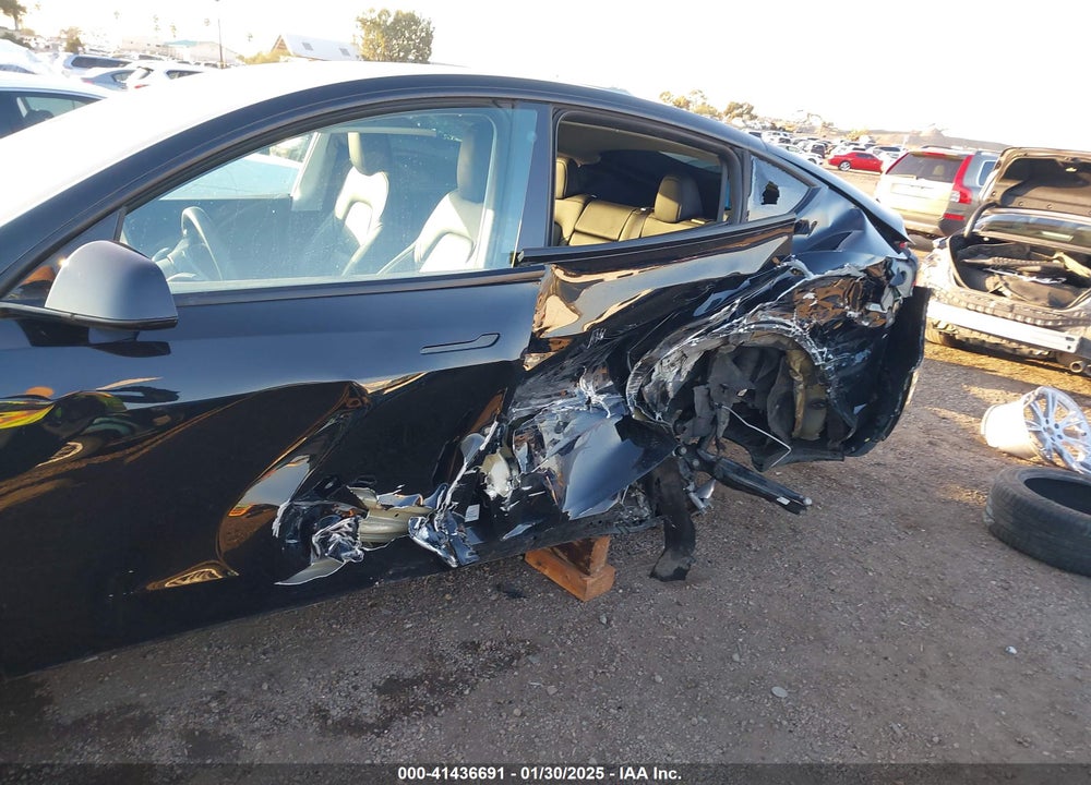 2021 TESLA MODEL Y LONG RANGE DUAL MOTOR ALL-WHEEL DRIVE VIN: 5YJYGDEE0MF275885