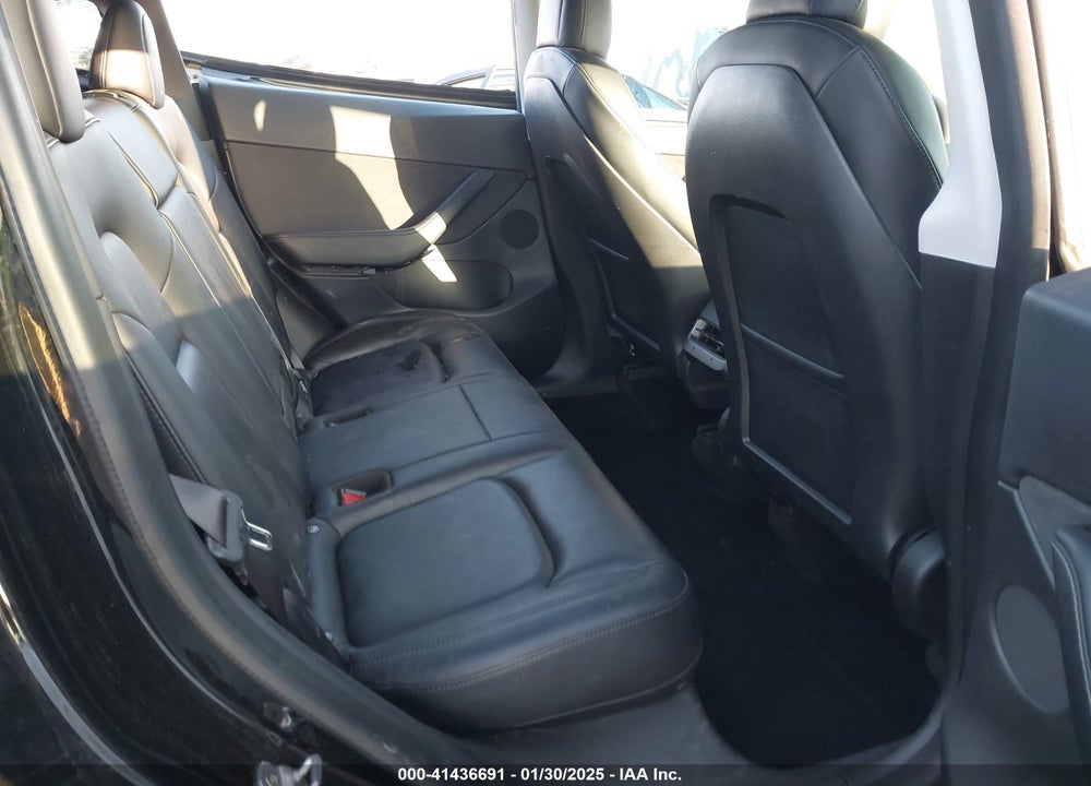 2021 TESLA MODEL Y LONG RANGE DUAL MOTOR ALL-WHEEL DRIVE VIN: 5YJYGDEE0MF275885