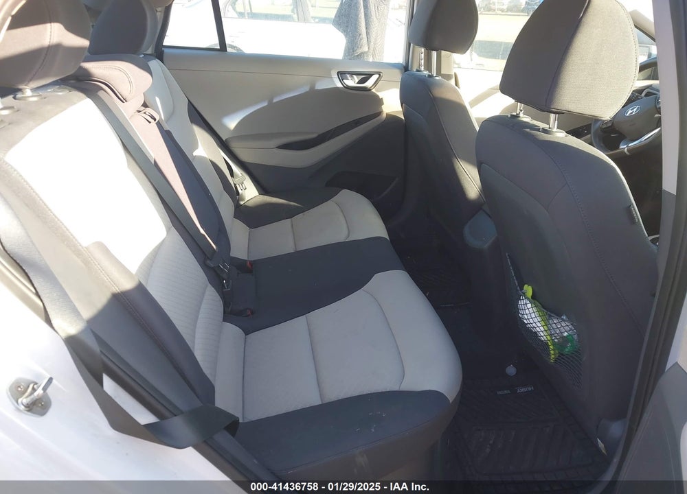 2018 HYUNDAI IONIQ HYBRID VIN: KMHC75LCXJU073023