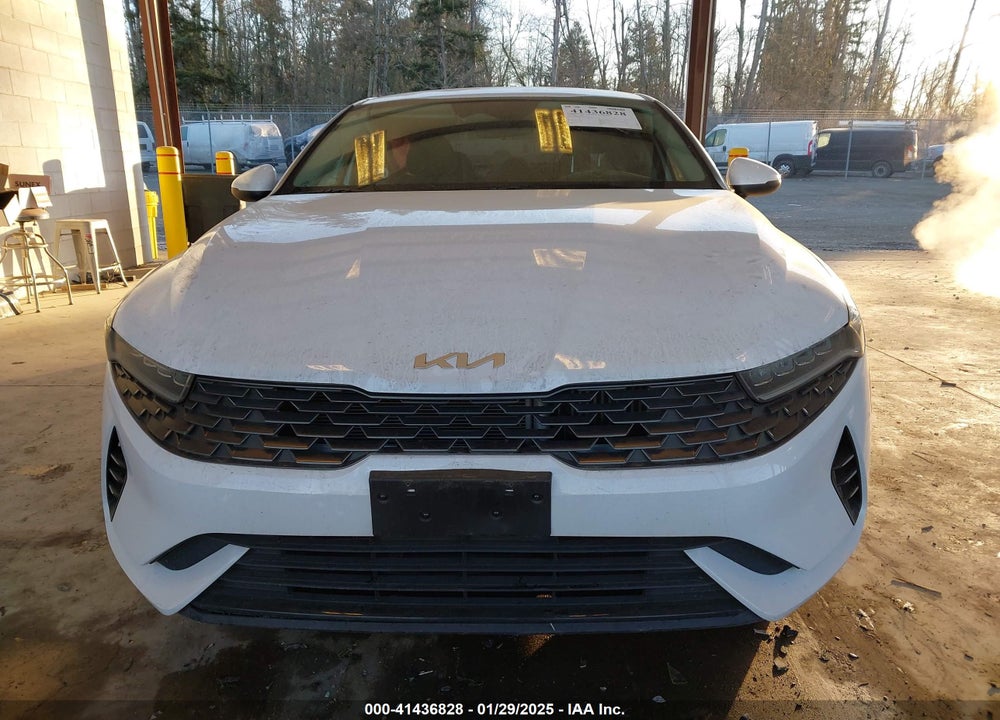 2022 KIA K5 VIN: 5XXG24J2XNG083460
