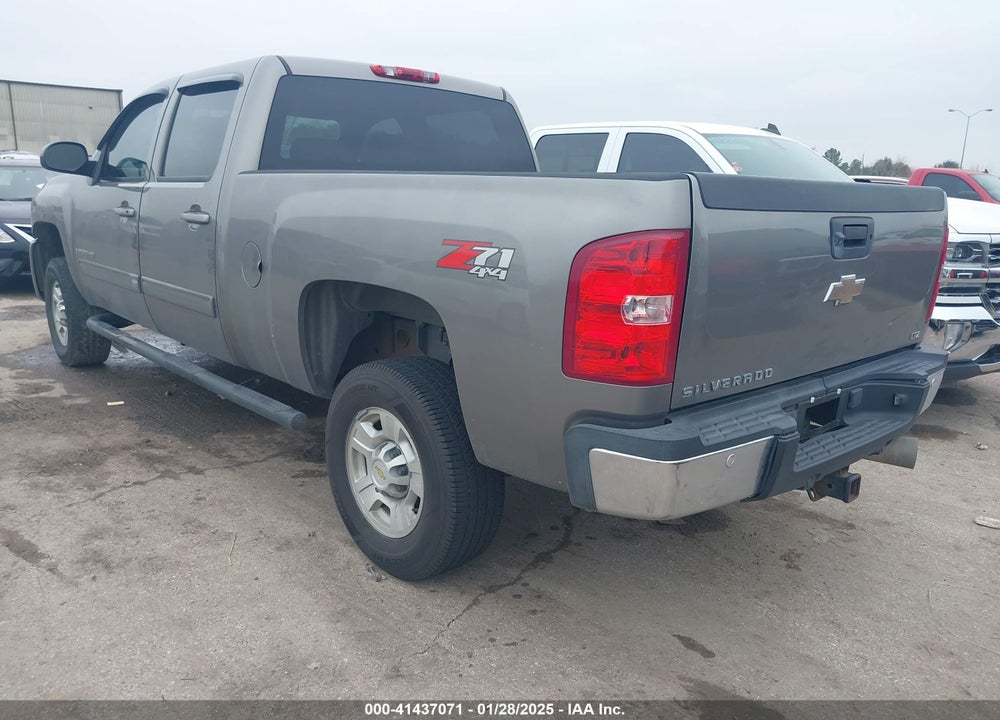 2009 CHEVROLET SILVERADO 2500HD LTZ VIN: 1GCHK63699F129347