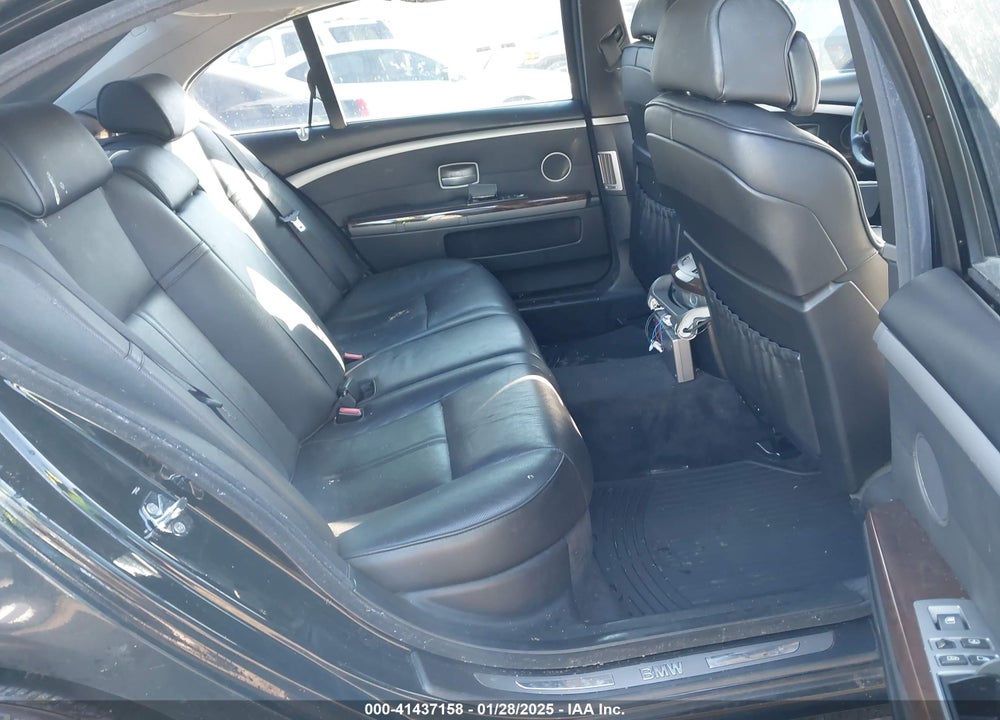 2007 BMW 750LI VIN: WBAHN83507DT76059