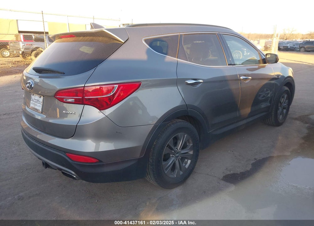 2015 HYUNDAI SANTA FE SPORT 2.4L VIN: 5XYZU3LB2FG238865