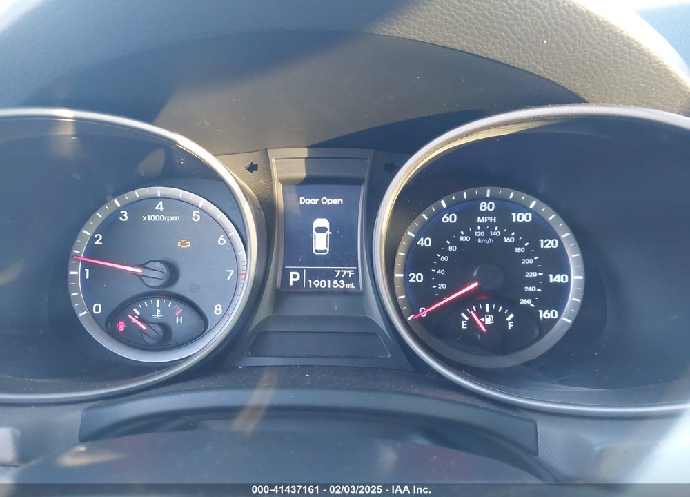 2015 HYUNDAI SANTA FE SPORT 2.4L VIN: 5XYZU3LB2FG238865