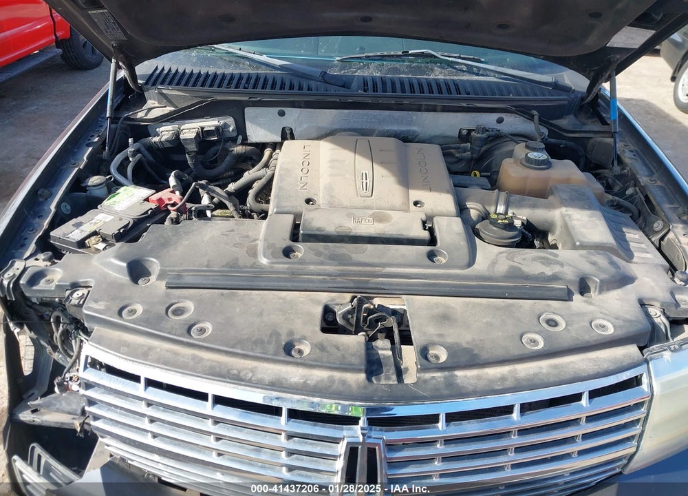 2007 LINCOLN NAVIGATOR ULTIMATE VIN: 5LMFU275X7LJ03665
