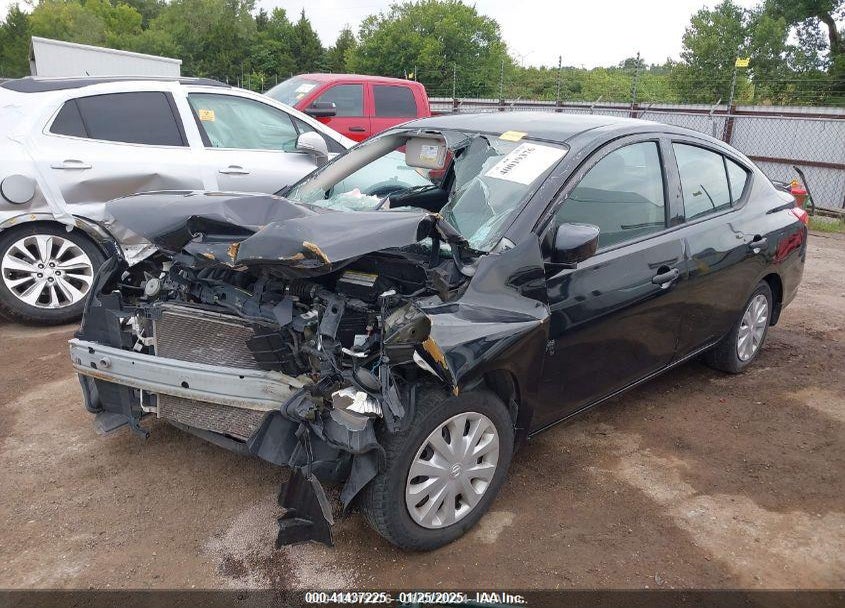 2018 NISSAN VERSA VIN: 3N1CN7AP4JL853401