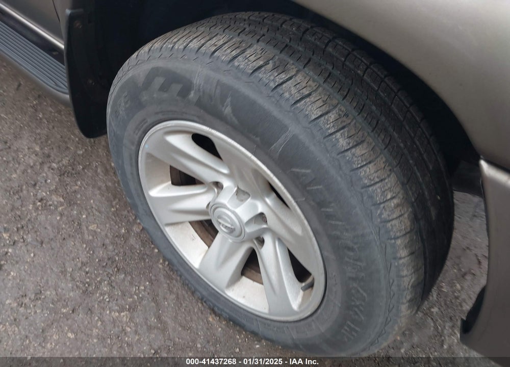 2003 NISSAN PATHFINDER VIN: JN8DR09Y33W831272
