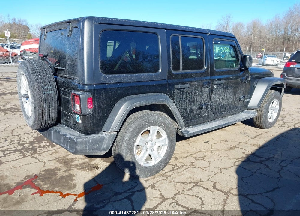 2021 JEEP WRANGLER UNLIMITED SPORT S 4X4 VIN: 1C4HJXDG8MW814044