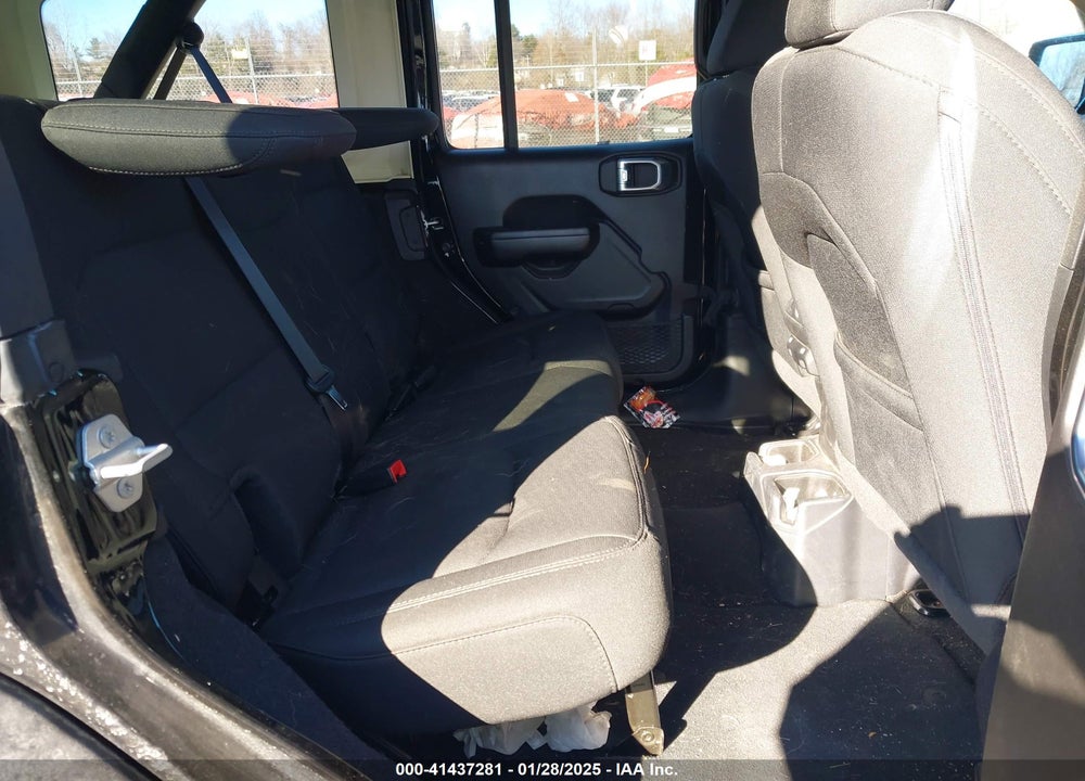 2021 JEEP WRANGLER UNLIMITED SPORT S 4X4 VIN: 1C4HJXDG8MW814044