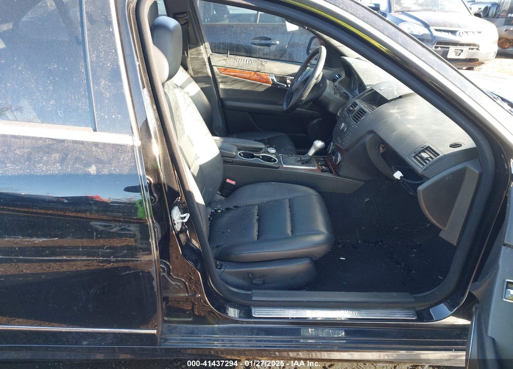 2009 MERCEDES-BENZ C 300 VIN: WDDGF81X29R069374