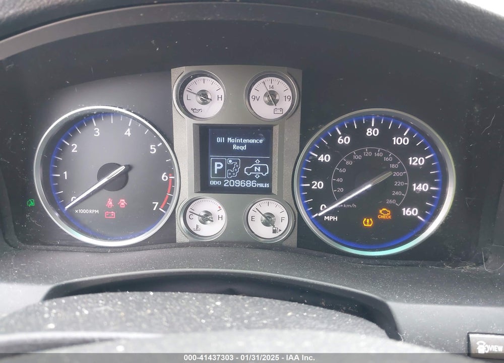 2010 LEXUS LX 570 VIN: JTJHY7AX1A4042720
