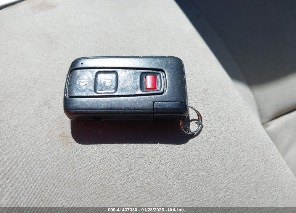 2006 TOYOTA PRIUS VIN: JTDKB20U567081014
