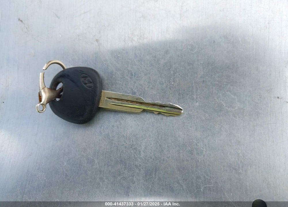 2002 HYUNDAI SANTA FE GLS/LX VIN: KM8SC13D62U322962