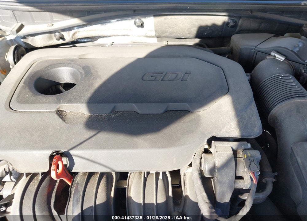 2015 HYUNDAI SONATA VIN: 5NPE24AF9FH209050