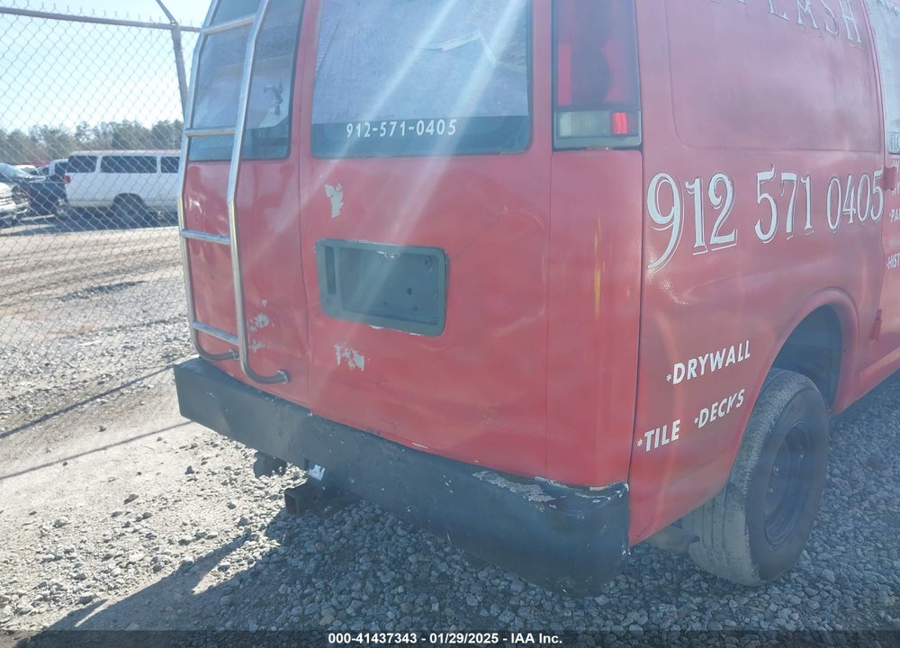 1998 CHEVROLET CHEVY VAN G1500 VIN: 1GCFG15WXW1000552