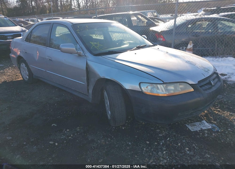 2001 HONDA ACCORD 2.3 LX VIN: 1HGCG66581A128787