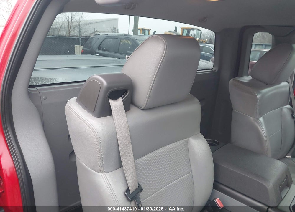2005 FORD F-150 STX/XL/XLT VIN: 1FTRF12295NB40858