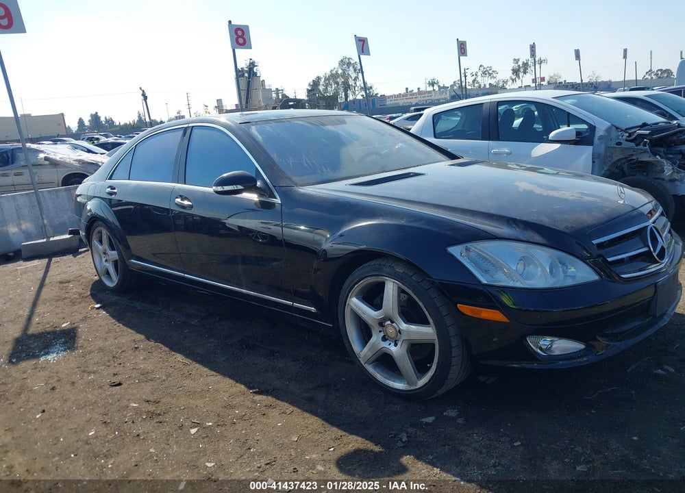 2008 MERCEDES-BENZ S 550 VIN: WDDNG71X68A192946