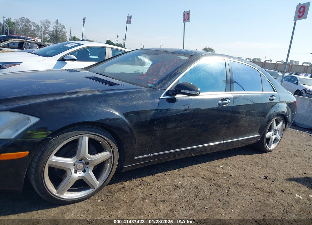 2008 MERCEDES-BENZ S 550 VIN: WDDNG71X68A192946