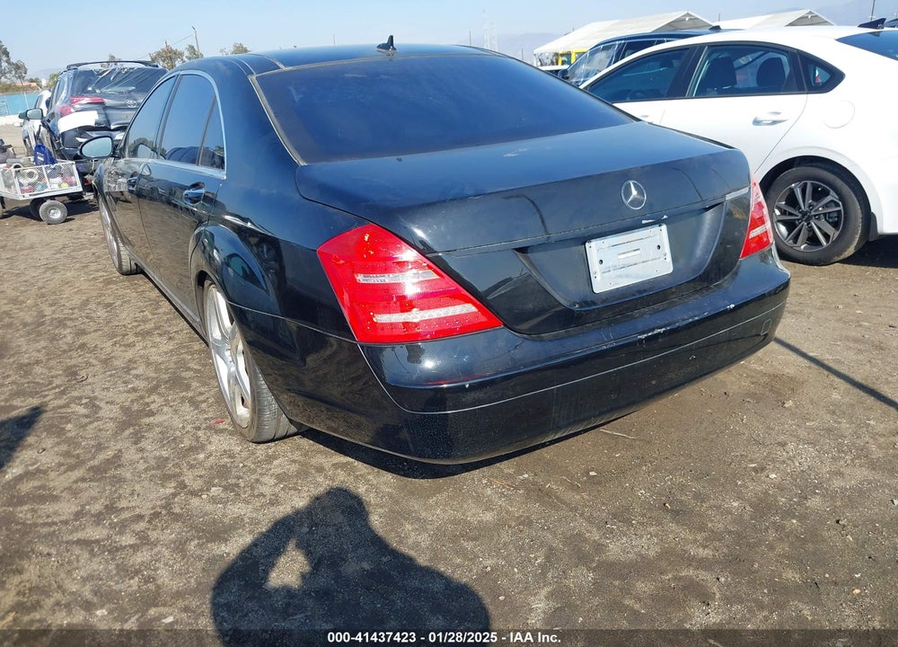 2008 MERCEDES-BENZ S 550 VIN: WDDNG71X68A192946