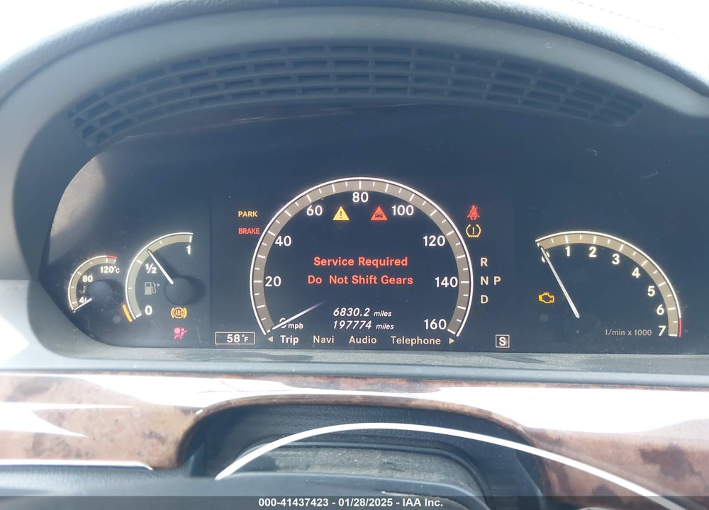 2008 MERCEDES-BENZ S 550 VIN: WDDNG71X68A192946
