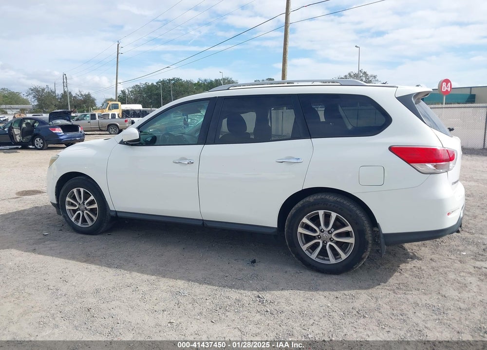2015 NISSAN PATHFINDER S VIN: 5N1AR2MN6FC647842