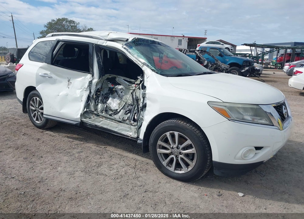 2015 NISSAN PATHFINDER S VIN: 5N1AR2MN6FC647842