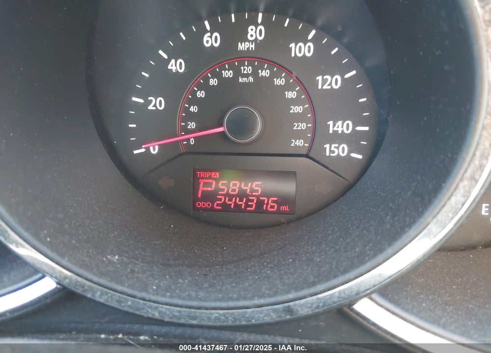 2012 KIA SORENTO LX VIN: 5XYKT3A18CG198253