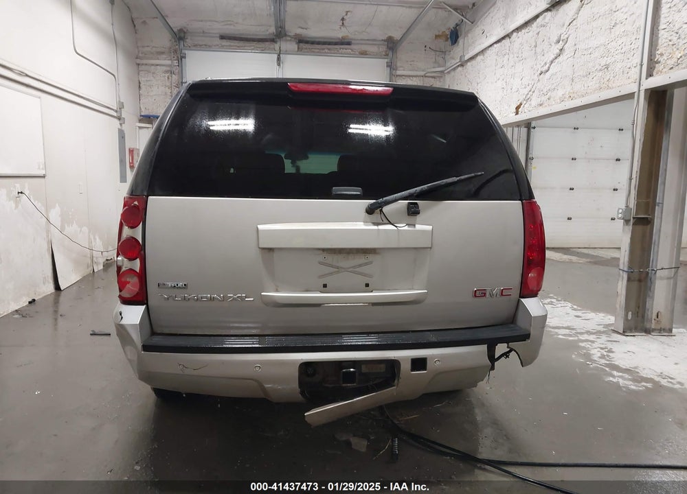 2007 GMC YUKON XL 1500 SLT VIN: 1GKFK16347J305277