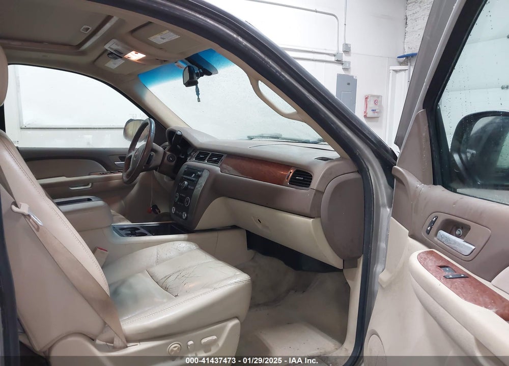 2007 GMC YUKON XL 1500 SLT VIN: 1GKFK16347J305277