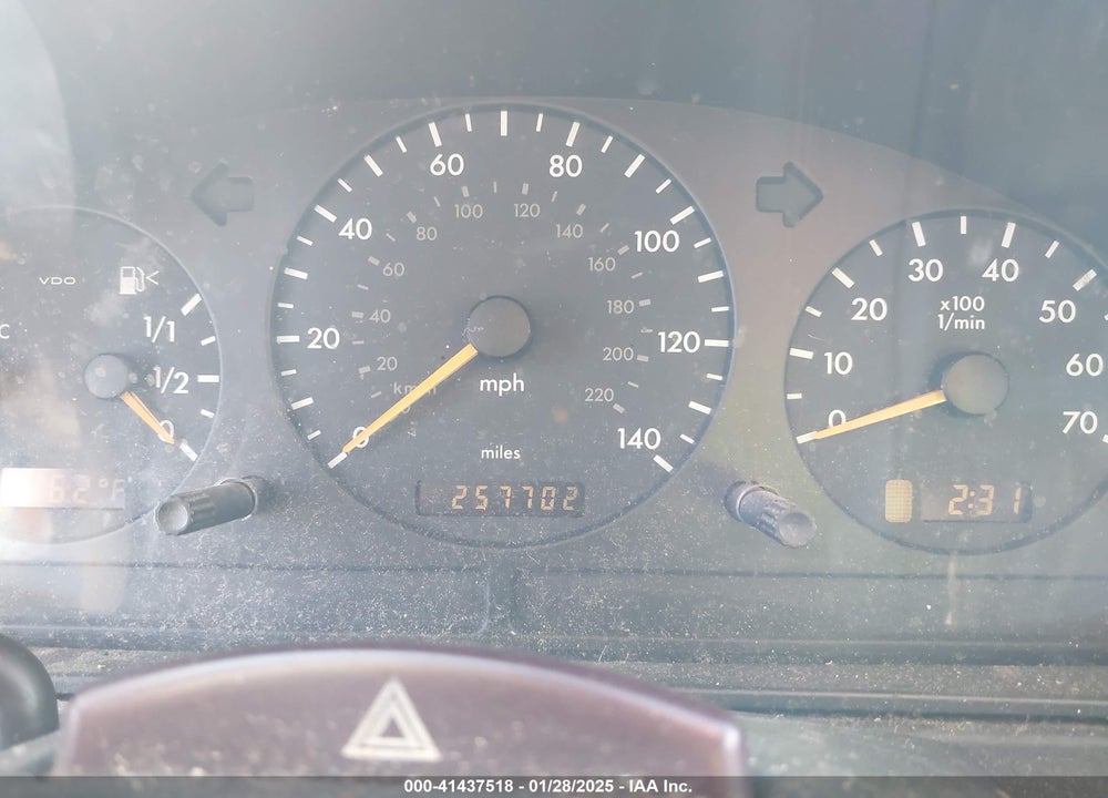 2001 MERCEDES-BENZ ML 320 VIN: 4JGAB54E51A282080