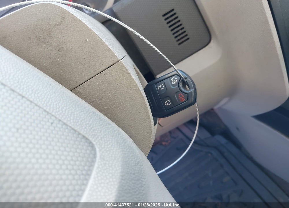 2008 FORD ESCAPE XLS/XLS MANUAL VIN: 1FMCU02Z28KE22229