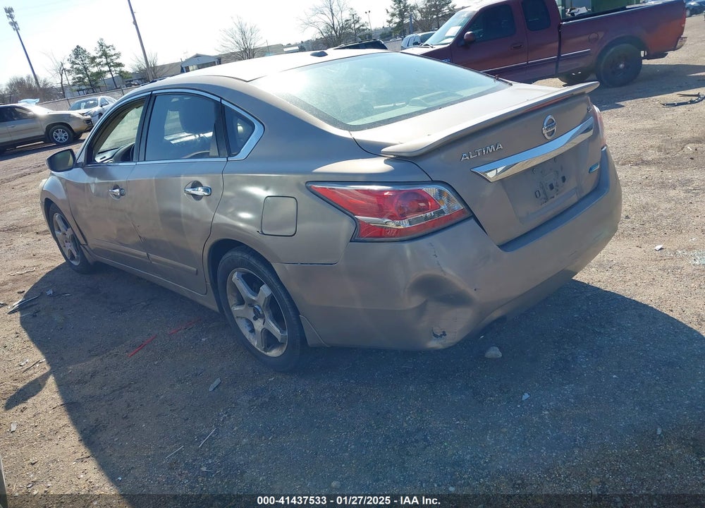 2013 NISSAN ALTIMA VIN: 1N4AL3AP7DN465348