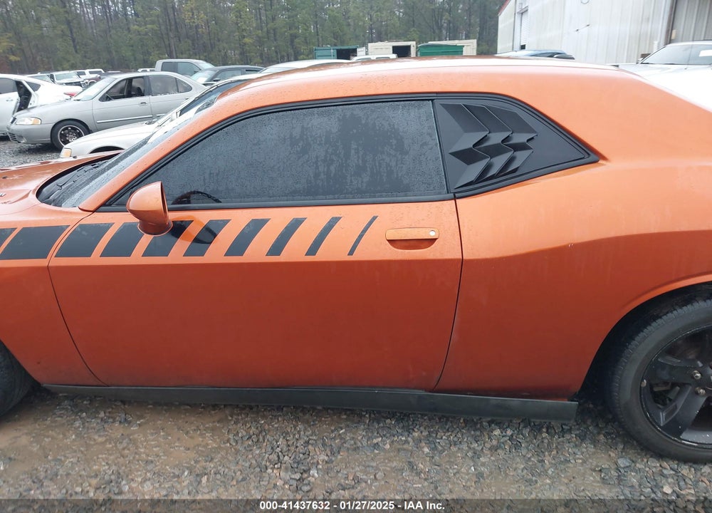2011 DODGE CHALLENGER VIN: 2B3CJ4DG5BH605530