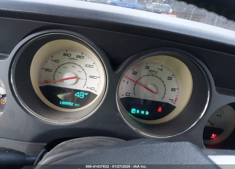 2011 DODGE CHALLENGER VIN: 2B3CJ4DG5BH605530